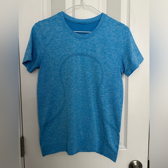 lululemon swiftly relaxed, size 4, great condition - Picture 1 of 4